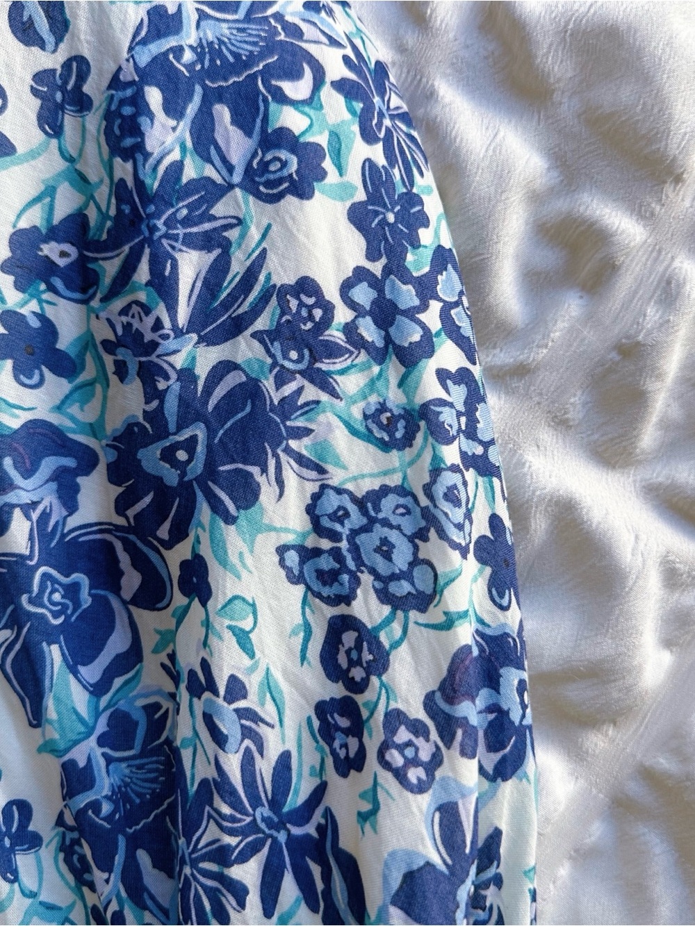 Astr Blue Maxi Dress with Floral Print and Cut Out - Picture 5 of 6